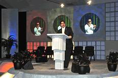 OJJDP Administrator J. Robert Flores providing closing remarks on conference's last day.