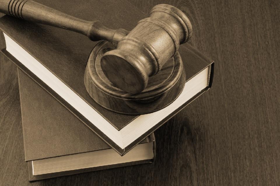 Court 960x640